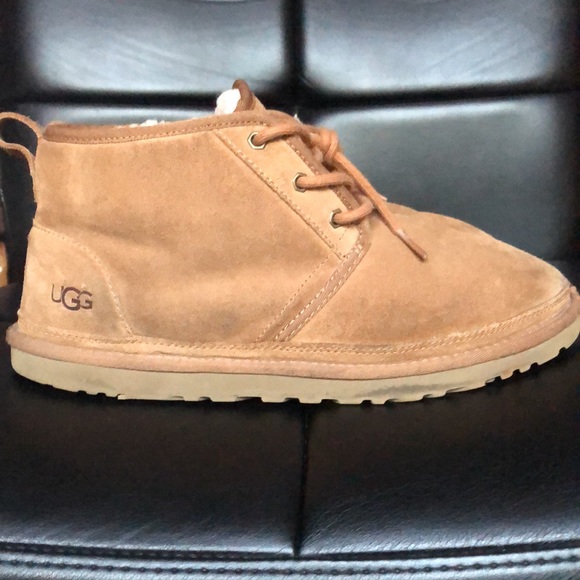 Brown ugg boots size 11 comes with box good condition main image 5